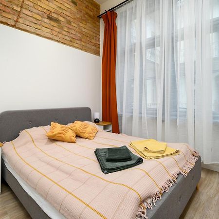 Downtown Apartment 2 Minutes From Opera House ブダペスト エクステリア 写真