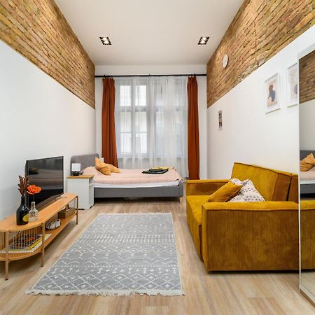 Downtown Apartment 2 Minutes From Opera House ブダペスト エクステリア 写真