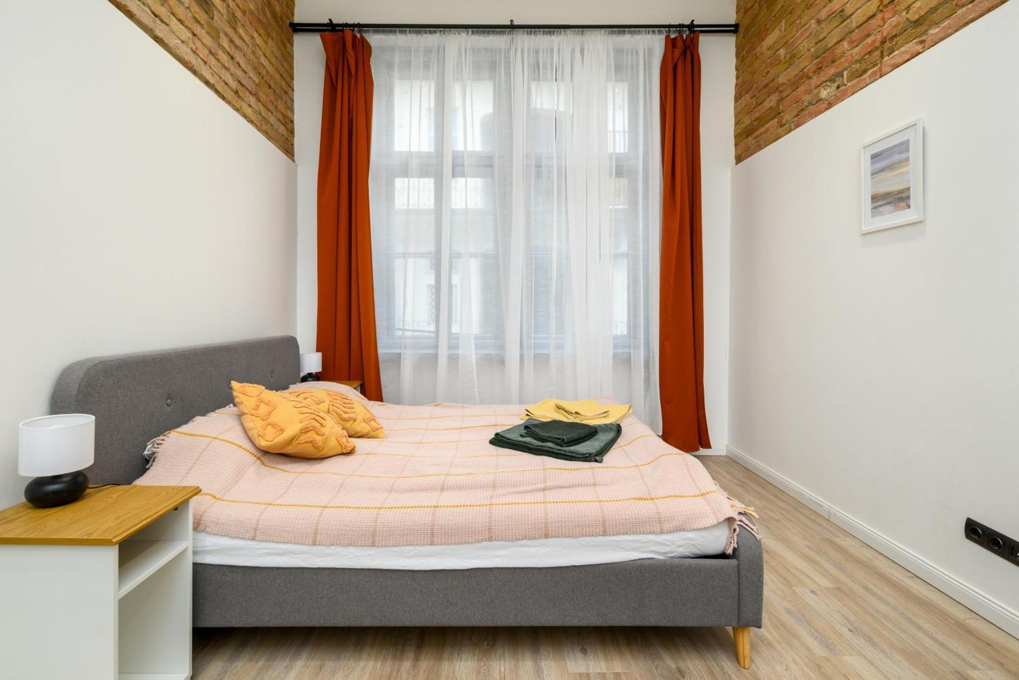 Downtown Apartment 2 Minutes From Opera House ブダペスト エクステリア 写真